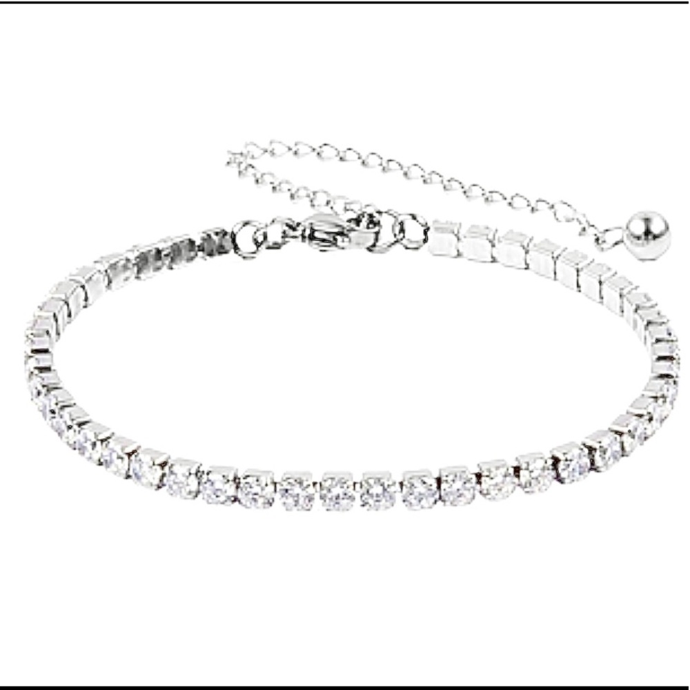 Gorgeous High Quality Cubic Zirconia bracelet.